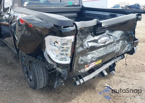 2024 Ford Maverick Lariat z USA, uszkodzony, nr VIN 3FTTW8S93RRB56522